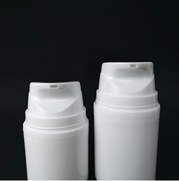 Κυλινδρικό μπουκάλι 30ML 50ML 100ML 150ML αντλιών λοσιόν PP πλαστικό χωρίς αέρα αιφνιδιαστικό